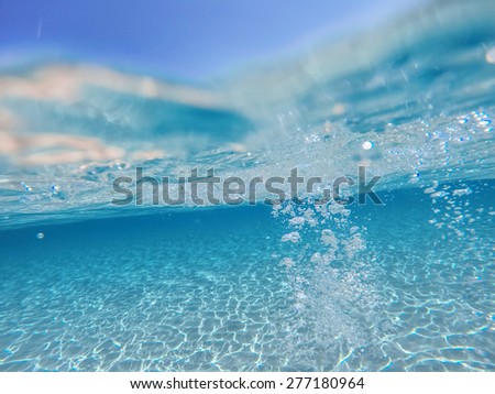 Underwater bubbles.Sea water bubbles/Sea underwater bubble background