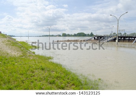 KOMAROM, HUNGARY-JUNE 5:High water level of Danube river before the culmination in Kamaron on June 5, 2013.Hungarian water experts predict near-record water level of Danube river for Friday in Komarom