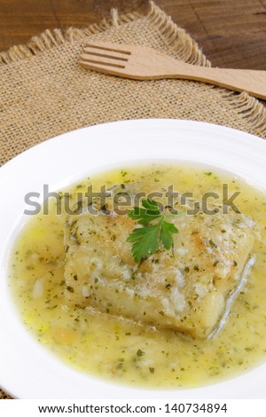Fish in a green sauce