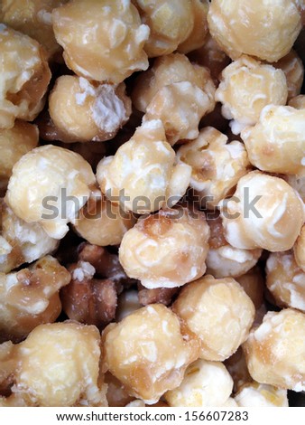 Caramel popcorn texture