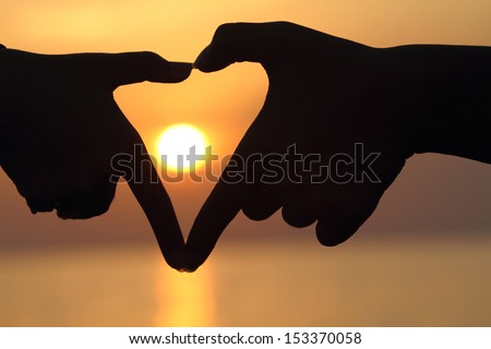 heart hand of couple