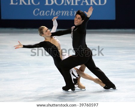 PARIS - OCTOBER 17: Kimberly NAVARRO and Brent BOMMENTRE of USA perform free dance at the ISU Grand Prix Eric Bompard Trophy at Palais-Omnisports de Bercy October 17, 2009 in Paris, France.