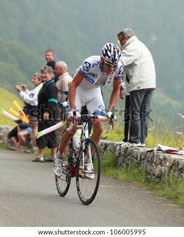 BEOST,FRANCE-JUL 15:The cyclist Roy Jeremy (FranÃ?Â§aise des Jeux team),climbing the mountain pass Aubisque, during the 13 stage of 
