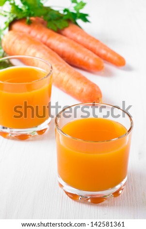 Carrot juice and carrots. Healthy food
