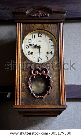 KYOTO, JAPAN - JULY 12 : Wooden Classic clock japan style on July 12, 2015 in Kyoto, Japan