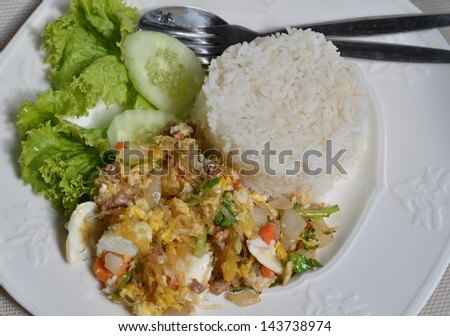 Salted eggs rice vermicelli