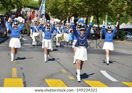 ZURICH - AUGUST 1: Traditional parade in Zurich on the Swiss National Day, August 1, 2013 in Zurich