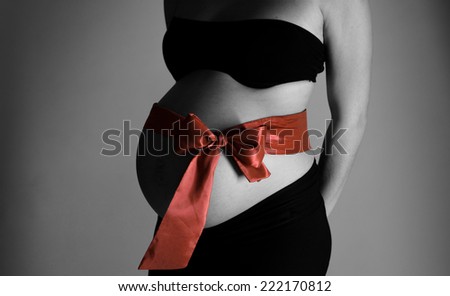 pregnancy ribbon red woman black and white