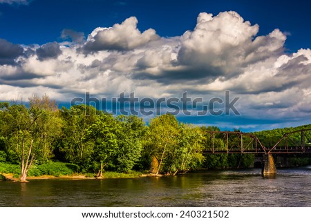 A railroad bridge over the Delaware River in Easton, Pennsylvania.