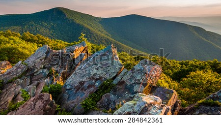 Evening view toward Hawksbill Summit from Betty\'s Rock, along the Appalachian Trail in Shenandoah National Park, Virginia.