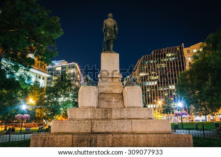 Statue of David G. Farragut at night, at Farragut Square, in Washington, DC.