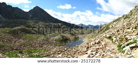Stroll in images on the lakes of red earth (ground) and the decline of Druo, in the department of the Maritime Alps, France