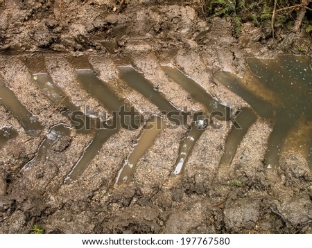 wheel track fill with water