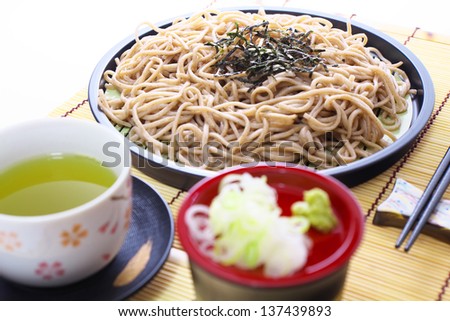 Japanese buckwheat noodles with a green tea