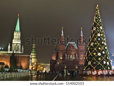 MOSCOW - DECEMBER 14: Christmas tree on Red square, Historical museum and Kremlin, December 14, 2011, in town Moscow, Russia.