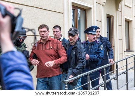 Odessa, Ukraine - April 10 : Special police forces rescued a presidential candidate in 2014 , Oleg Tsarev from attack and blockade of Ukrainian Nazis April 10, 2014 in Odessa, Ukraine