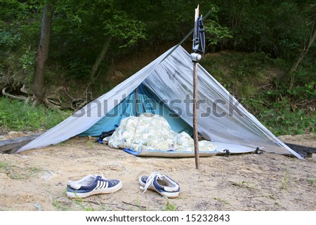 survival and bivouac on open air, provisional tent