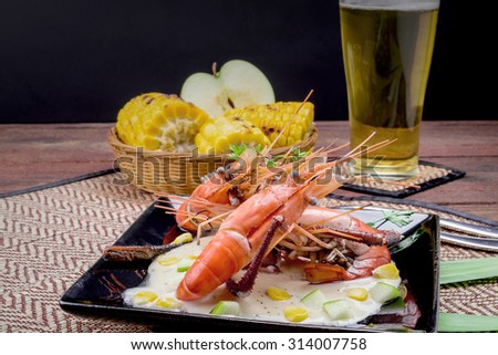 Steam shrimps Apple Sauce and corn grill