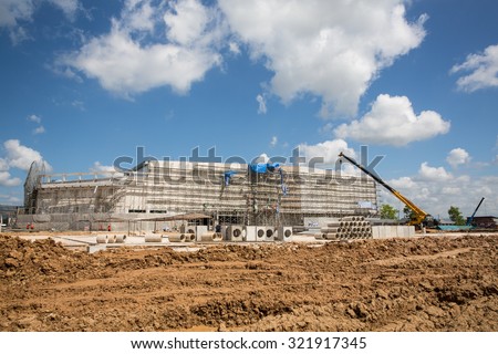 MAE SOT THAILAND - SEP26 : Modern Trade Robinson with area 54,000 square meters to become a new landmark  is under construction planned open in late 2015 at Mae Sot, Tak, Thailand on SEPTEMBER26,2015