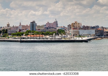 Entrance to the bay of Havana and view of parts of the city including iconic buildings