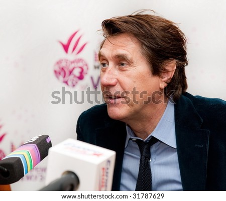 MOSCOW - JUNE,5: Musician BRYAN FERRY (Roxy Music). Press Conference Muz-TV Award 2009 at Olimpiisky Stadium. June 5, 2009 in Moscow, Russia.