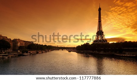 Eiffel tower and seine river in Paris