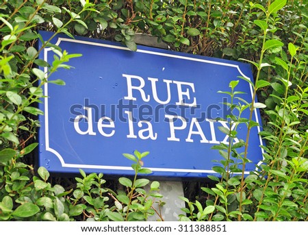 Street sign in french language