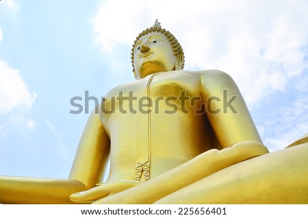 buddha monk background big gold wat Thailand statue face