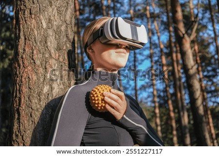 Similar – Foto Bild vr goggles im Freien im Schnee mit Frau lächelnd und genießen Sie die Erfahrung