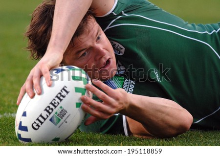 BORDEAUX, FRANCE-SEPTEMBER 09, 2007: irish palyer Bryan O Driscolll, scores a try, during the match Ireland vs Namibia, of the Rugby World Cup, France 2007, in Bordeaux.