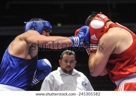 MILAN, ITALY-SEPTEMBER 07, 2009: non professional boxe match kapotenko vs cojanu  of the boxe amateur world championship, in Milan