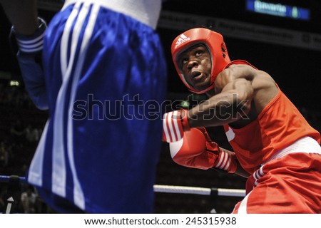 MILAN, ITALY-SEPTEMBER 05, 2009: non professional boxe match biembe vs blanco of the boxe amateur world championship, in Milan