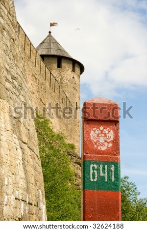 At the border Russia - Estonia. Russian fortress of Ivangorod and boundary post