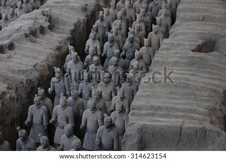 On February 9, 2015, tourists in China, shaanxi, xi \'an, the Terra Cotta Warriors before the visit. The Terra Cotta Warriors is known as \