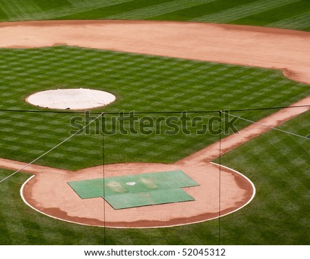 infield, home plate and pitchers mound, professional baseball park