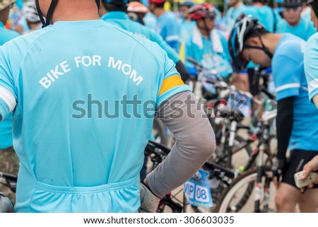 CHIANGRAI, THAILAND 16 AUGUST 2015 : bike for mom event, close up shot of the back of a man wearing the theme jersey