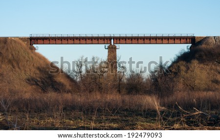The railway bridge over the ravine
