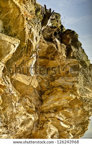 Fissure on cliff face - unstable ground