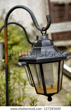 solar garden lighting lantern
