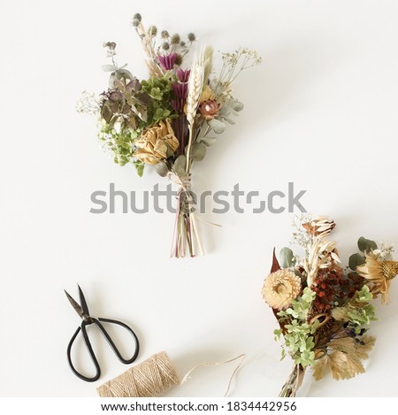 Similar – Foto Bild Getrocknete Blumen hängen im Gebäude