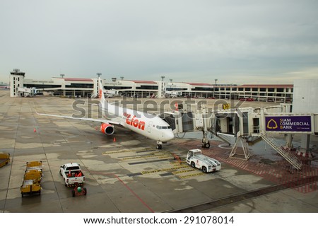 BANGKOK, THAILAND - JUNE 8 : Thai Lion Air Plane landed at Don Mueang International Airport on June 8, 2015 in Bangkok, Thailand. It is the low cost airline in Thailand. And was founded in 2013