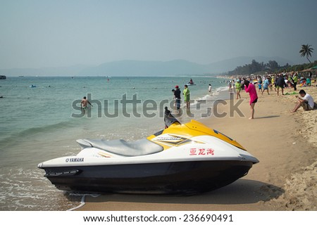 Sanya, China - January 21, 2014: The view of Yalong Bay, there are many people in there, most of them come here for the warm weather and beautiful scenery, but it\'s too crowded