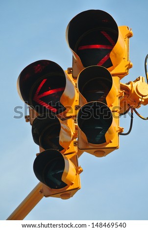 Traffic light indicating stop on both ways