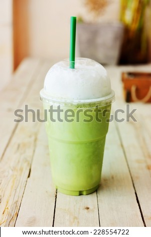 matcha green tea smoothie