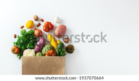 Similar – Foto Bild Gesunde vegetarische Fruchtmahlzeit