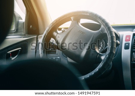 Innenraum eines Autos, Lenkirad und Armaturenbrett Stock foto © 