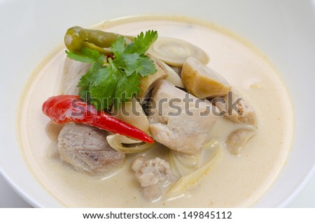 Chicken coconut milk soup make with chicken, mushrooms, peppers is healthy food of thailand since ancient times.
