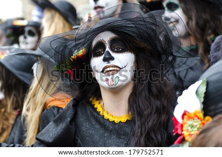 CADIZ, SPAIN-MARCH 02: Woman with carnival makeup in carnival parade Cadiz on march 02, 2014 in Cadiz