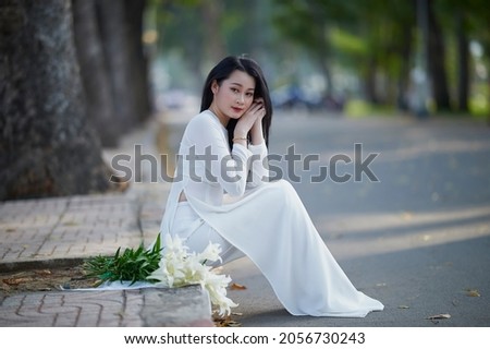 Vietnam Schoolgirl Single