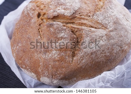Close up picture of a well done crispy bread